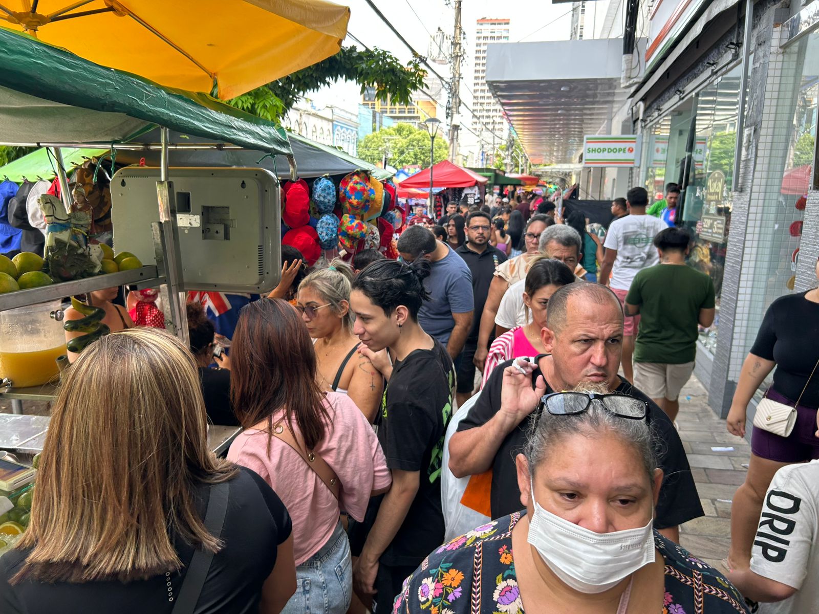 Segurança foi reforçada para as compras de fim de ano - Foto: Jander Robson / Portal do Holanda