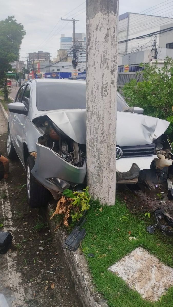 Carro envolvido em acidente - Foto: Divulgação 