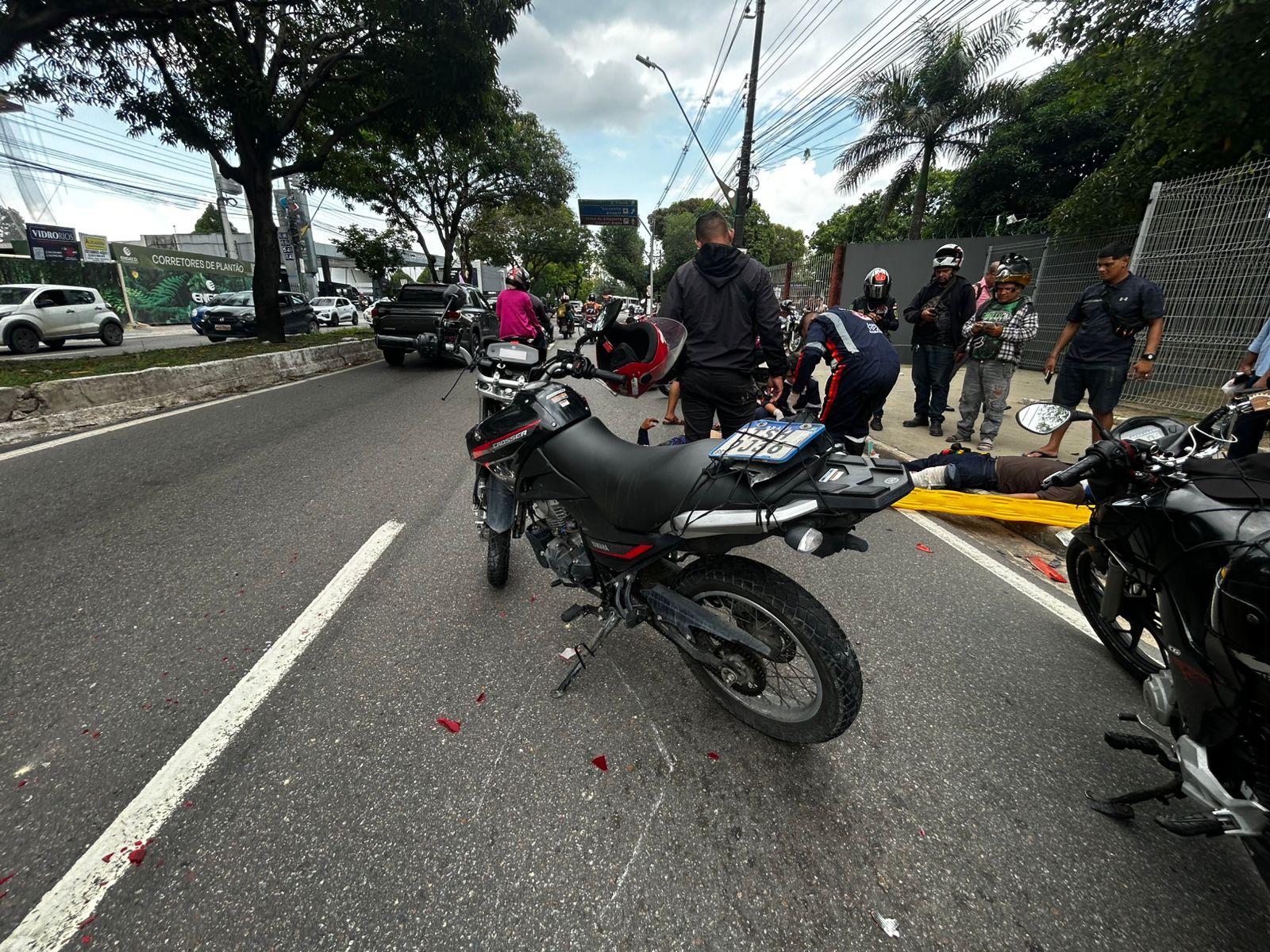Socorro às vítimas- Foto: Jander Robson/Portal do Holanda