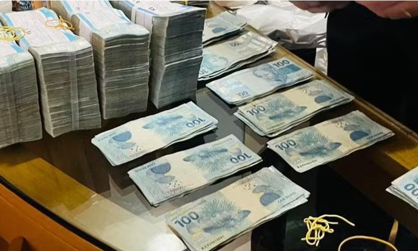 Dinheiro apreendido - Foto: Divulgação PF