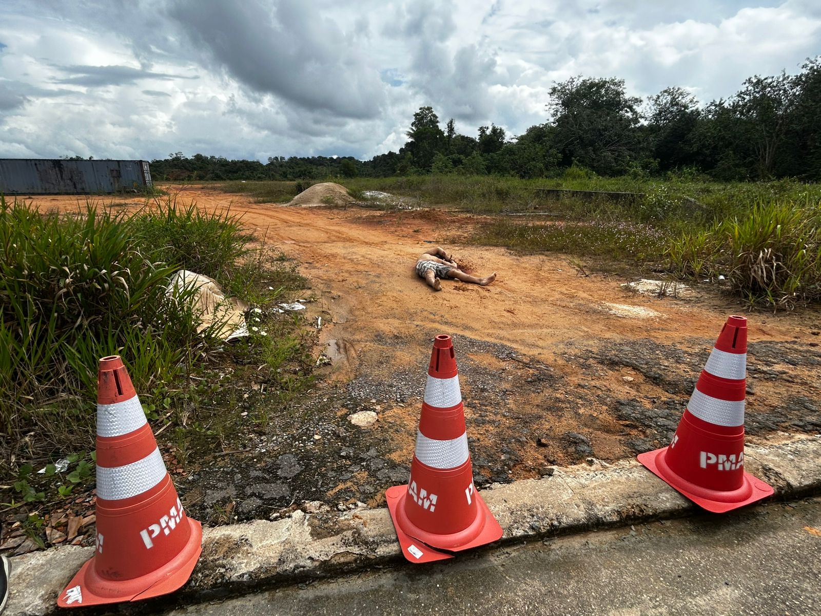 Corpo ainda não foi identificado - Foto: Jander Robson/Portal do Holanda