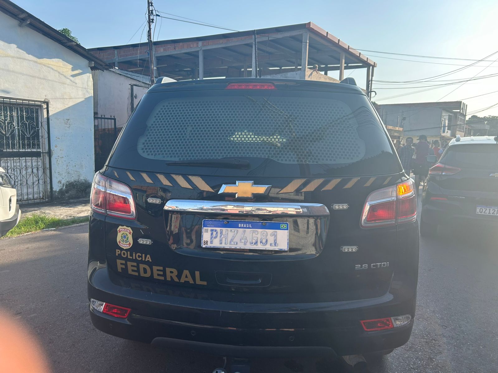 Mandado sendo cumprido - Foto: Jander Robson/Portal do Holanda