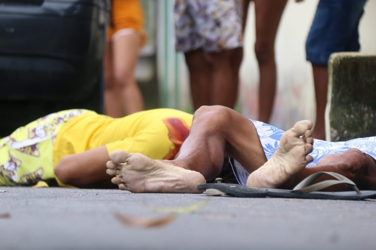 Pai e filho mortos - Foto: Jander Robson