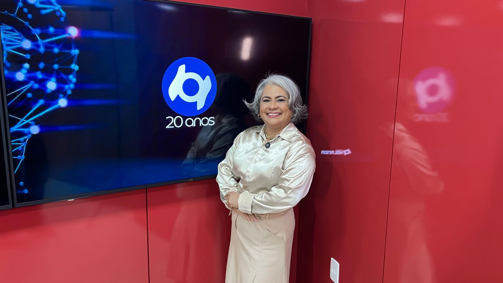 A apresentadora e farmacêutica Ednilza Guedes esteve nos estúdios do Portal do Holanda.