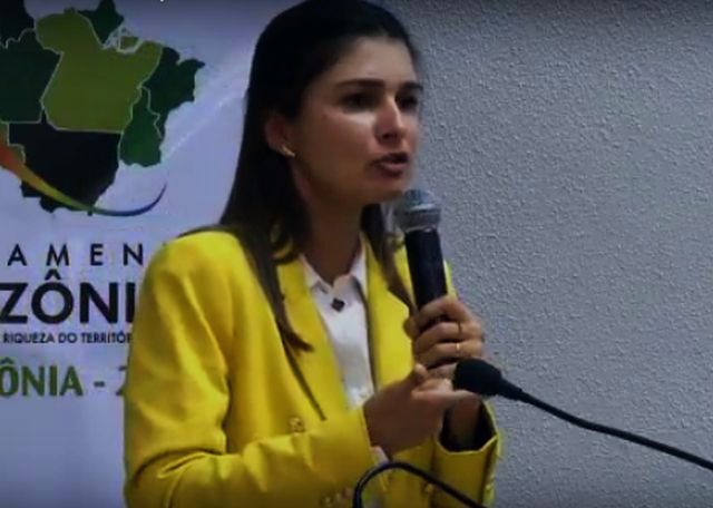 Primeiro trimestre de 2016 é favorável, pois a teve menor redução nas exportações, explica Rebecca