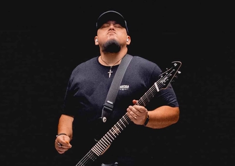 Carnarock com Digão (Raimundos) Agita Carnaval Alternativo em Manaus