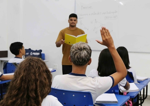 Prazo para matrículas de novos alunos na rede pública do Amazonas encerra nesta terça-feira