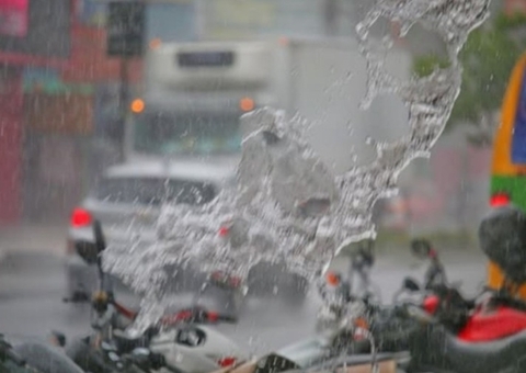 Chuva Intensa Atinge Manaus: Redenção Registra Maior Volume sem Incidentes Graves