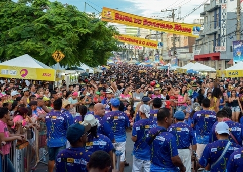 Manaus Efervesce com Ampla Programação de Bandas e Blocos para o Fim de Semana de Carnaval