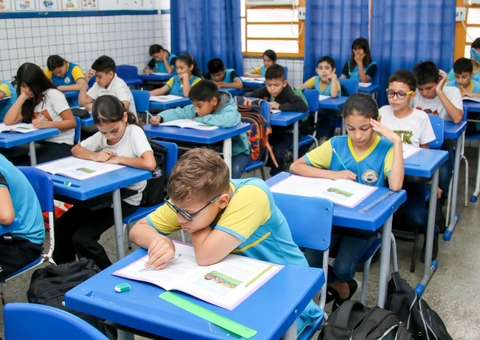 Manaus: Semed abre prazo para transferência escolar na rede municipal