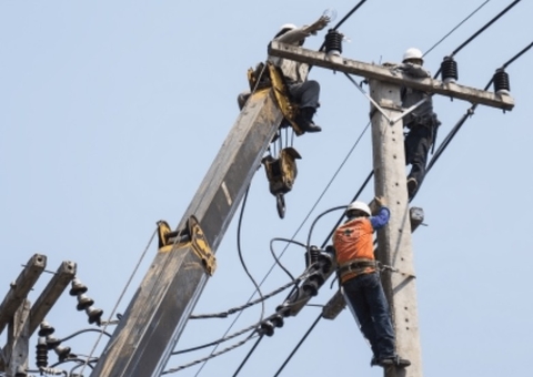 Bairros de Manaus Ficarão Sem Energia Nesta Quinta-feira Para Manutenção