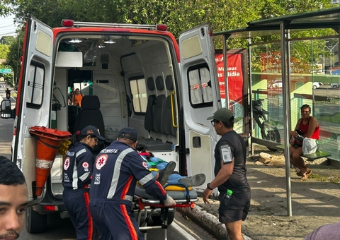 Motociclista de Aplicativo Fica Ferida em Acidente na Avenida Darcy Vargas, em Manaus