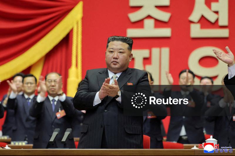 Líder da Coreia do Norte diz que relações com EUA dependem da atitude dos EUA