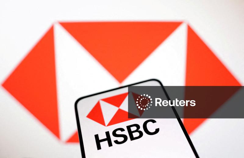 HSBC eleva meta de lucros, lucro anual cai, mas supera estimativas
