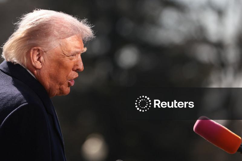 Trump levanta a possibilidade de uma "tomada de controle amigável" de Cuba