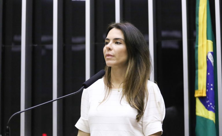 Comissão aprova programa para reduzir disputas judiciais no setor de beleza