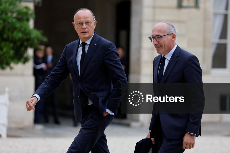 Pesquisa mostra que principal rival da extrema-direita francesa na disputa presidencial pode perder cadeira de prefeito