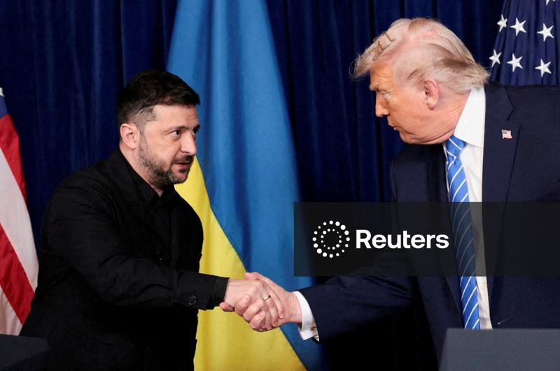 Após conversar com Trump, Zelenskiy diz que negociações devem levar a uma reunião entre os líderes