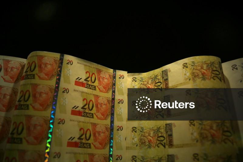 Taxas dos DIs caem em sintonia com os Treasuries em meio à guerra no Oriente Médio