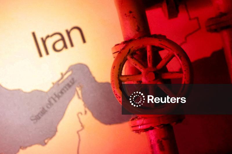 Marinha dos EUA diz ao setor de transporte marítimo que escoltas em Ormuz não são possíveis por ora