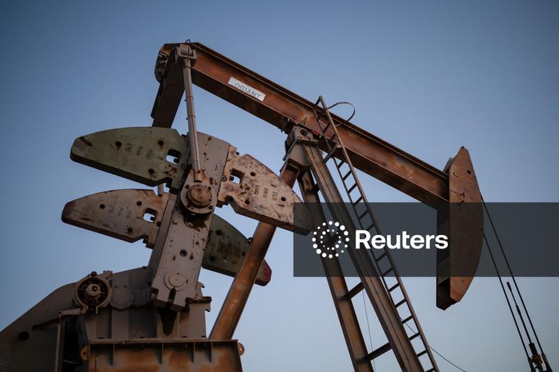 Petróleo fecha com queda de 2% enquanto Irã considera proposta dos EUA para acabar com guerra