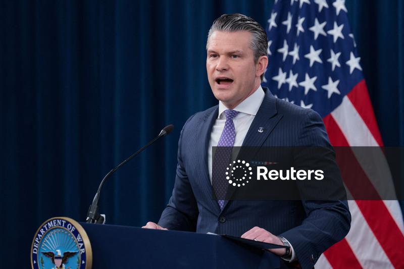 Países precisam intensificar esforços para reabrir Estreito de Ormuz, diz secretário de Defesa dos EUA