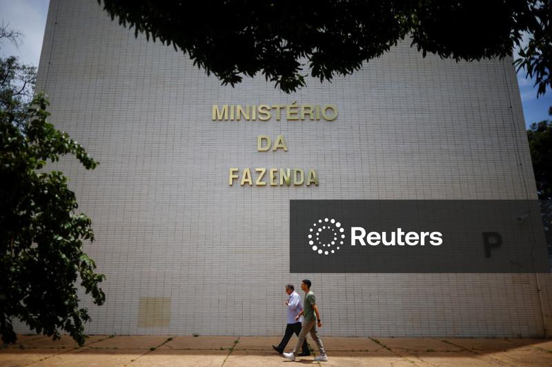 Fazenda mantém projeção para alta do PIB de 2026 em 2,3% e vê inflação mais alta com conflito no Irã