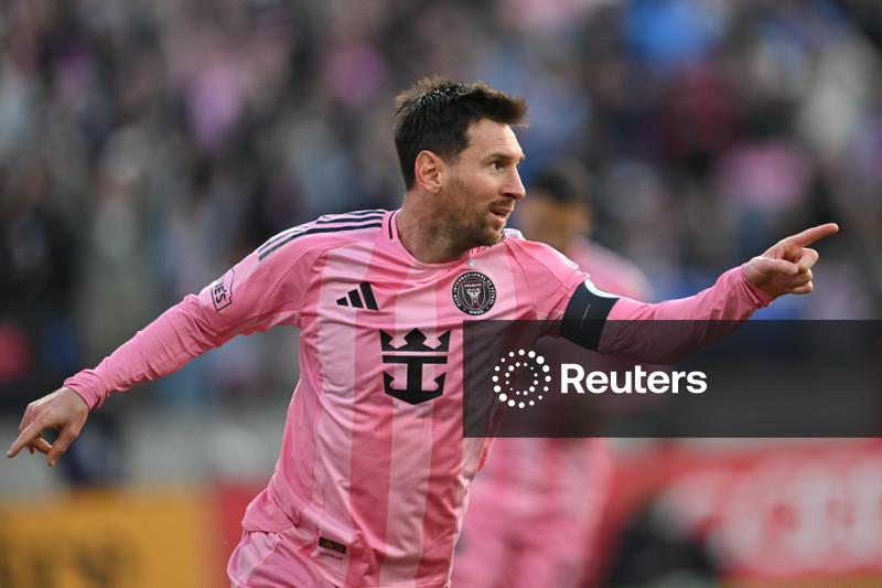 Messi marca 900º gol da carreira e se junta a Cristiano Ronaldo em grupo de elite