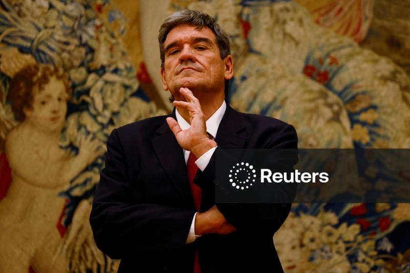 É improvável que o BCE altere a taxa de juros na próxima reunião, diz Escrivá