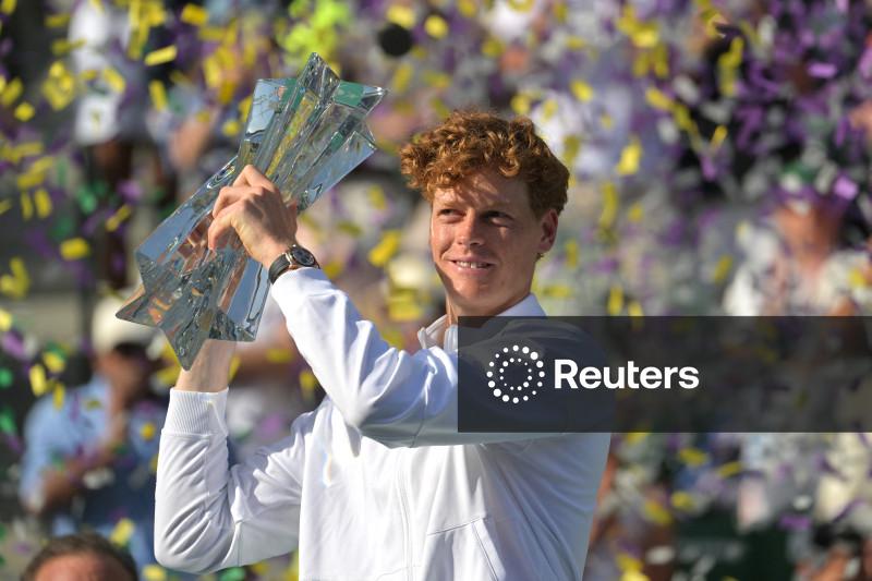 Sinner vence Medvedev e garante seu primeiro título em Indian Wells