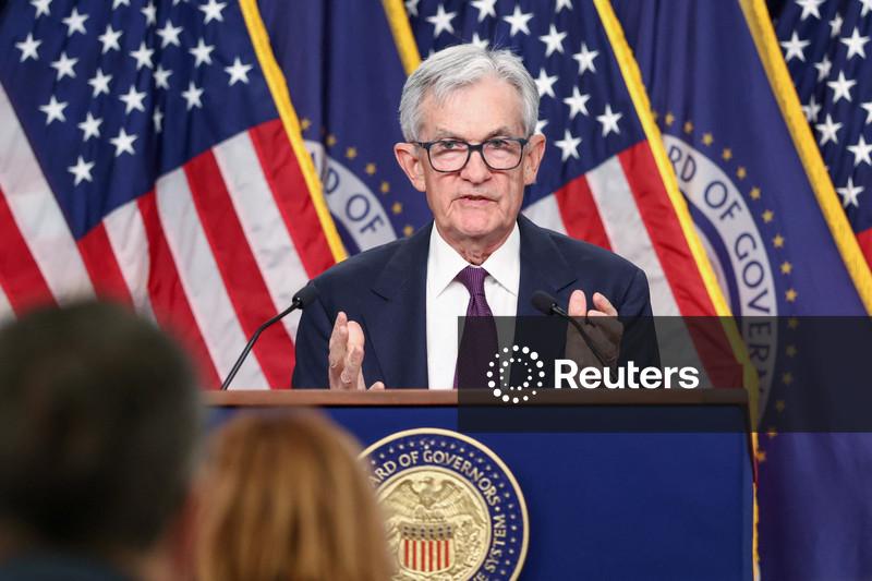 Powell confirma que Trump está amarrado a ele até que investigação esteja verdadeiramente concluída