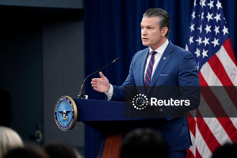 Trump decidirá quanto tempo durará guerra contra Irã, diz secretário de Defesa dos EUA