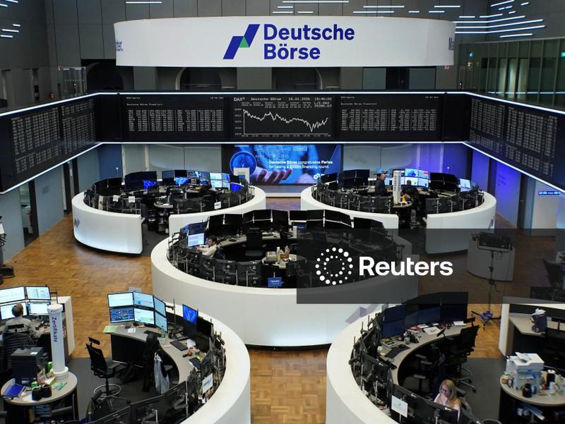 Ações recuam após alta do petróleo gerar preocupações com inflação e apostas em alta de juros