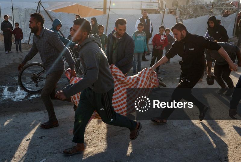 Ataques aéreos e de tanques israelenses matam seis palestinos em Gaza, segundo médicos