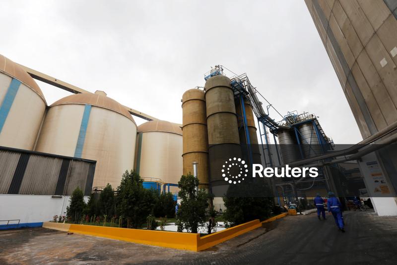 Refinaria de açúcar de Dubai continua aberta para exportações e importações