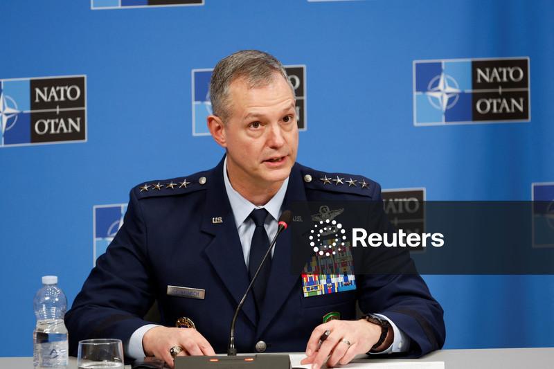 Otan diz ter transferido todo o pessoal da missão no Iraque para a Europa