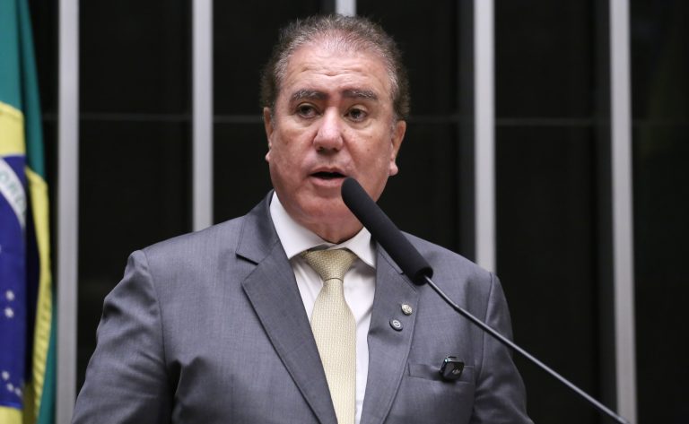 Câmara aprova emendas a acordo da Organização Internacional do Açúcar