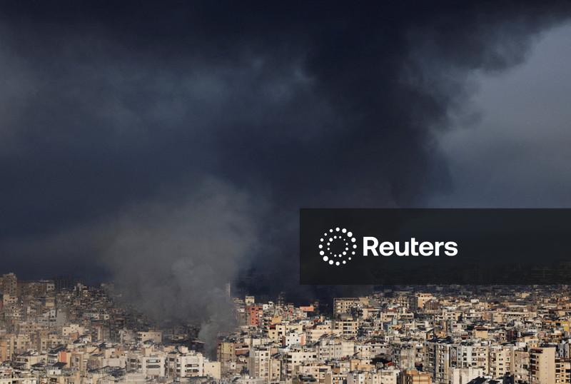 Líbano mergulha ainda mais na guerra, com Hezbollah e Israel trocando golpes
