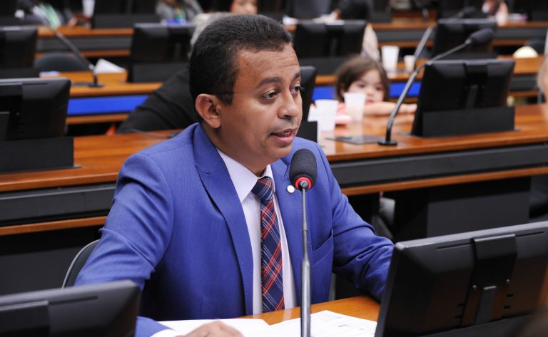 Comissão aprova proposta de salas para comunicar mortes e diagnósticos graves em hospitais