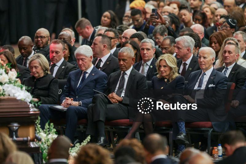 EUA enfrentam ataques à democracia, diz Obama em memorial a Jesse Jackson