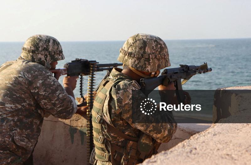 Guarda Revolucionária do Irã assume liderança em cenário de guerra, garantindo linha mais dura, dizem fontes