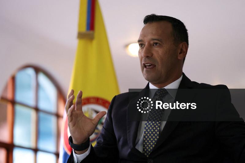 Colômbia e Equador examinam possível violação de fronteira durante operação de segurança em meio a disputa presidencial