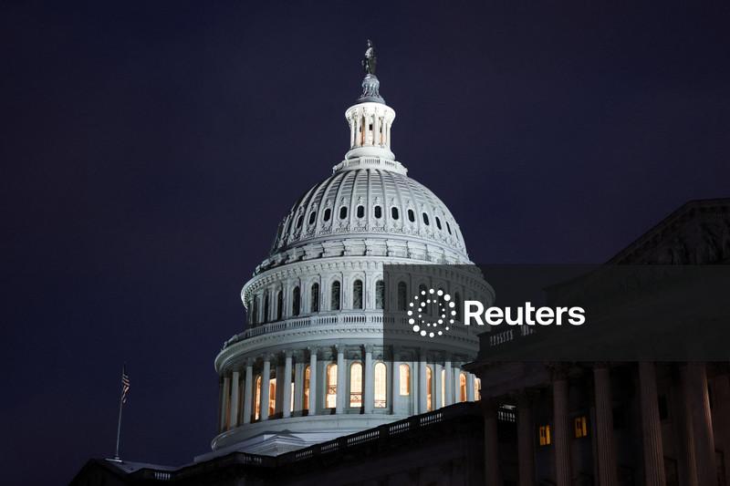 Câmara dos EUA rejeita resolução sobre Poderes de Guerra e apoia ação de Trump contra Irã