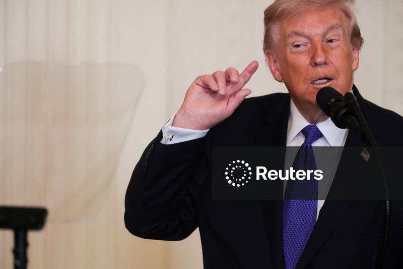 Trump diz que ordenou ataques ao Irã para impedir programa de mísseis iraniano