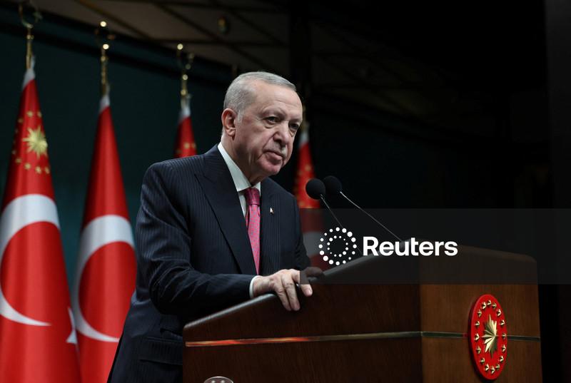 Erdogan diz que Turquia trabalha para estabelecer a paz na guerra do Irã