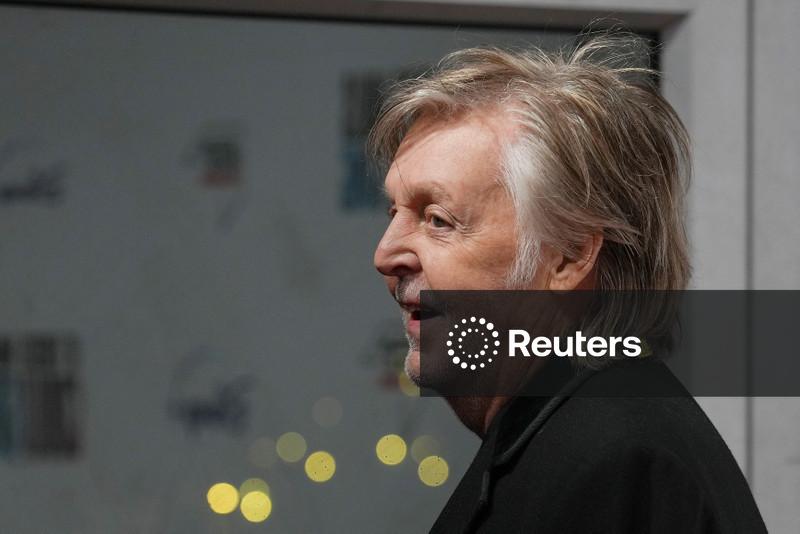 Paul McCartney lembra ruas da infância em seu primeiro álbum em cinco anos