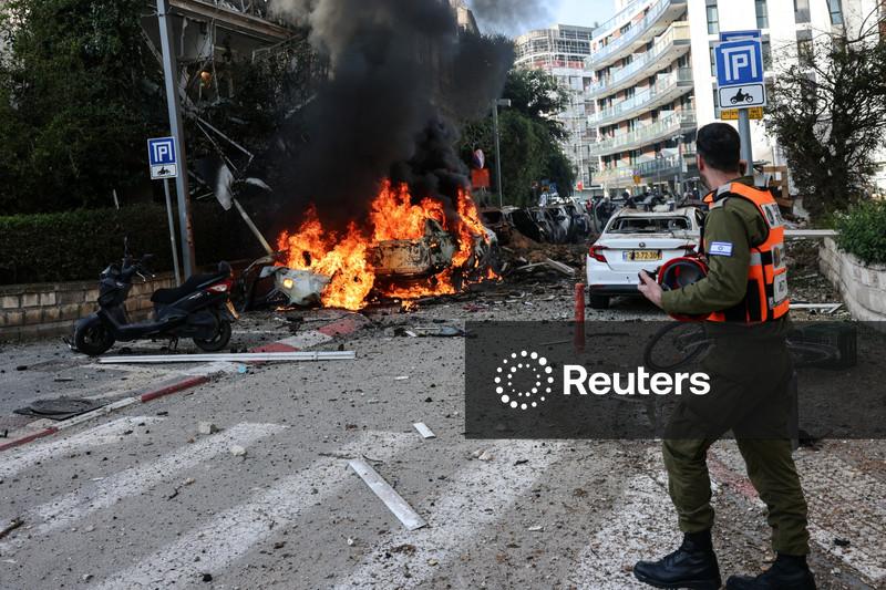 Trump cita progresso com Irã, EUA propõem plano para acabar com a guerra