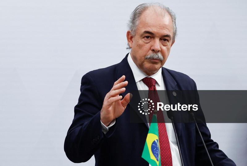 BNDES está ajudando a buscar solução para Raízen, diz Mercadante