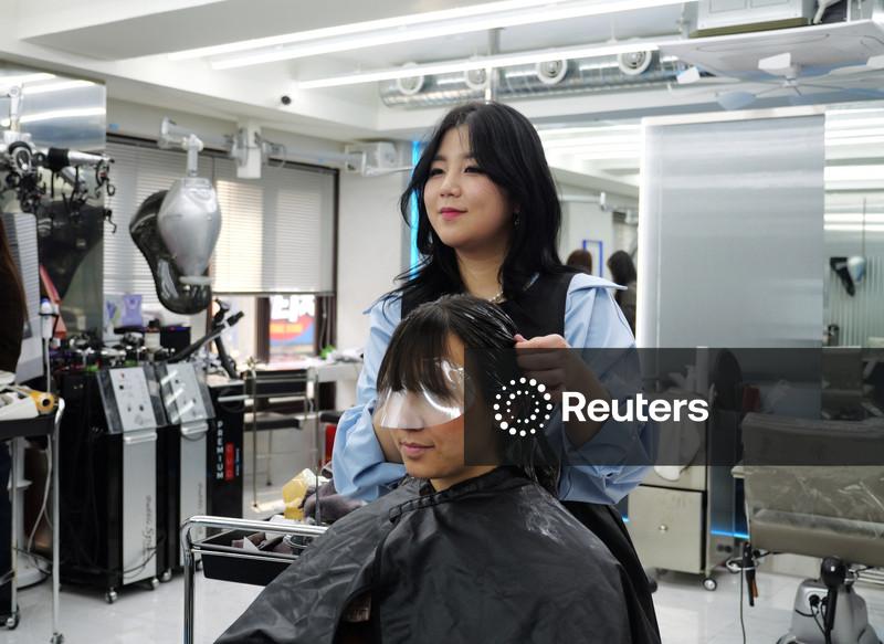 Fãs do BTS estão chegando a uma cidade perto de você munidos de US$5,3 bilhões em poder de compra