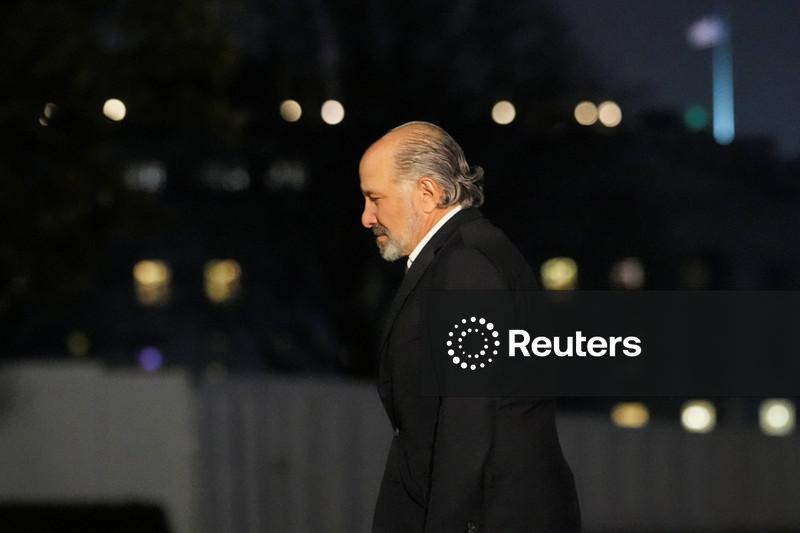 Secretário de Comércio dos EUA concorda em dar entrevista sobre suas ligações com Epstein, diz comitê da Câmara